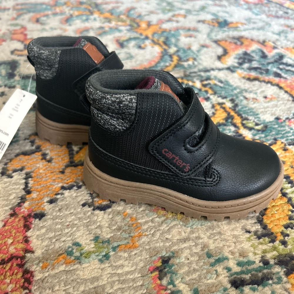 Carters Kelso Boots (NWT) • Toddler Size 7
